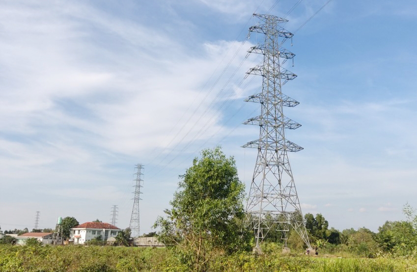 Hoàn thành hạng mục đấu nối 220kV số 1 Trạm biến áp 500kV Đức Hòa và đấu nối
