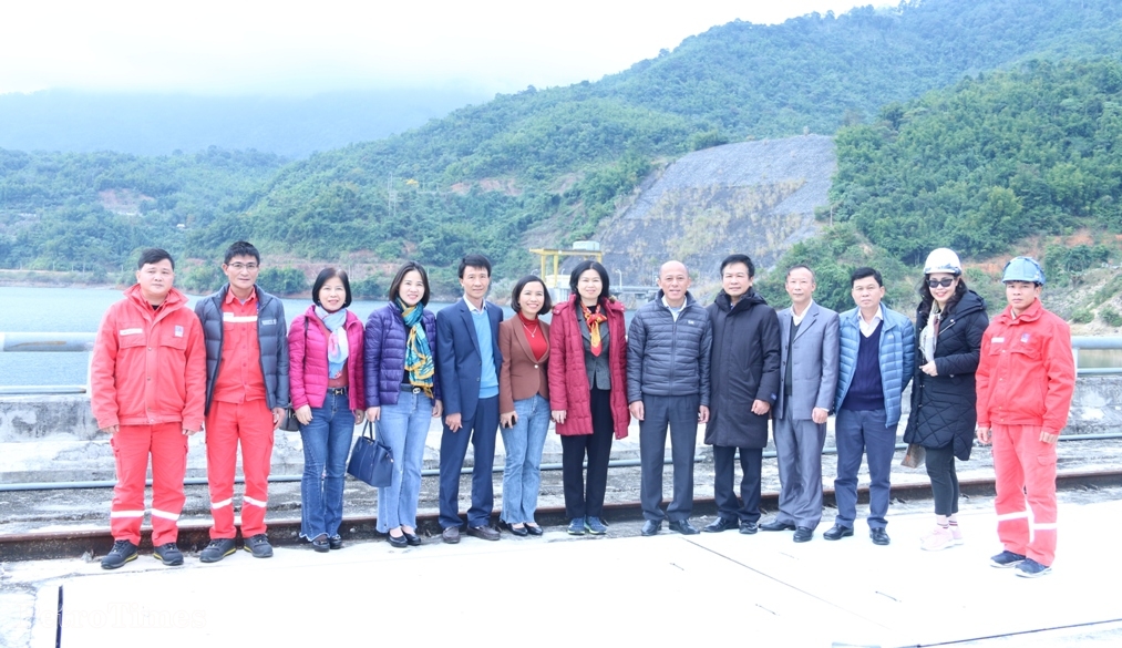 Ấm áp “Xuân nghĩa tình Dầu khí - Tết hạnh phúc, bình an