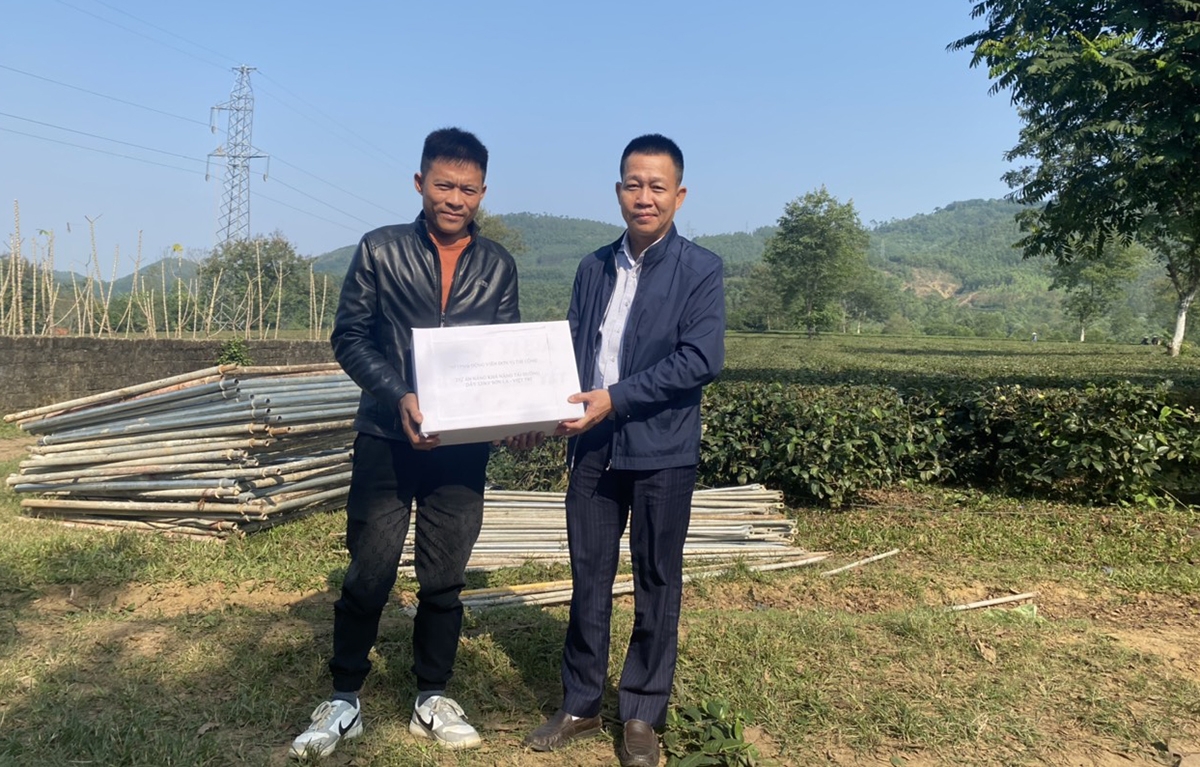 Thi công xuyêt Tết hoàn thành nâng tải đường dây 220kV đoạn Việt Trì - Suối Sập 2A