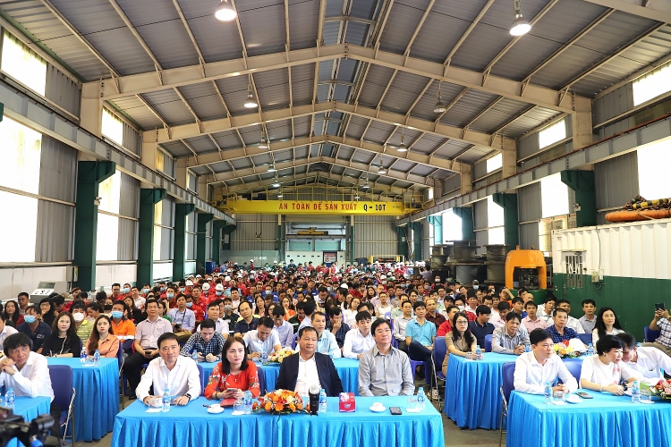 Công đoàn PV Drilling tổ chức chúc Tết người lao động “Xuân nghĩa tình Dầu khí - Tết hạnh phúc, bình an”