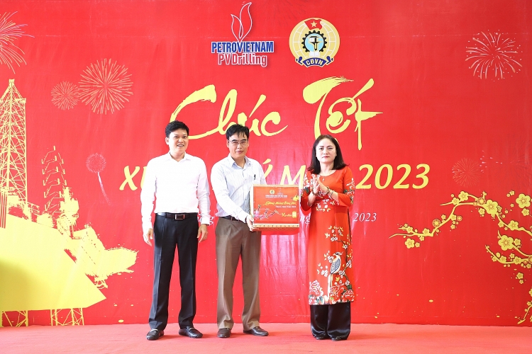 PV Drilling tổ chức chúc tết cho người lao động với chủ đề “Xuân nghĩa tình Dầu khí – Tết Hạnh phúc, Bình an”