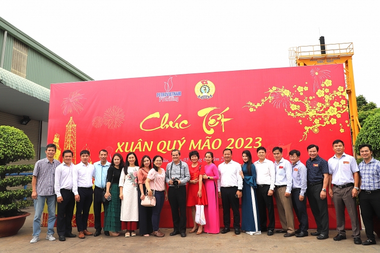 PV Drilling tổ chức chúc tết cho người lao động với chủ đề “Xuân nghĩa tình Dầu khí – Tết Hạnh phúc, Bình an”