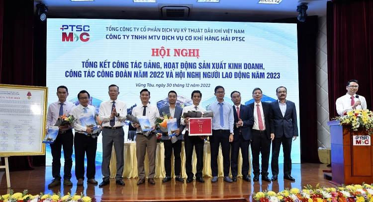 PTSC M&C thực hiện thắng lợi nhiệm vụ SXKD gắn liền với công tác xây dựng Đảng