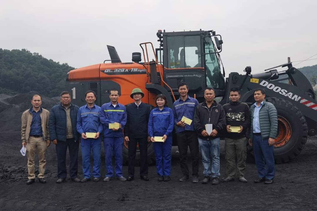 Sôi nổi chiến dịch 