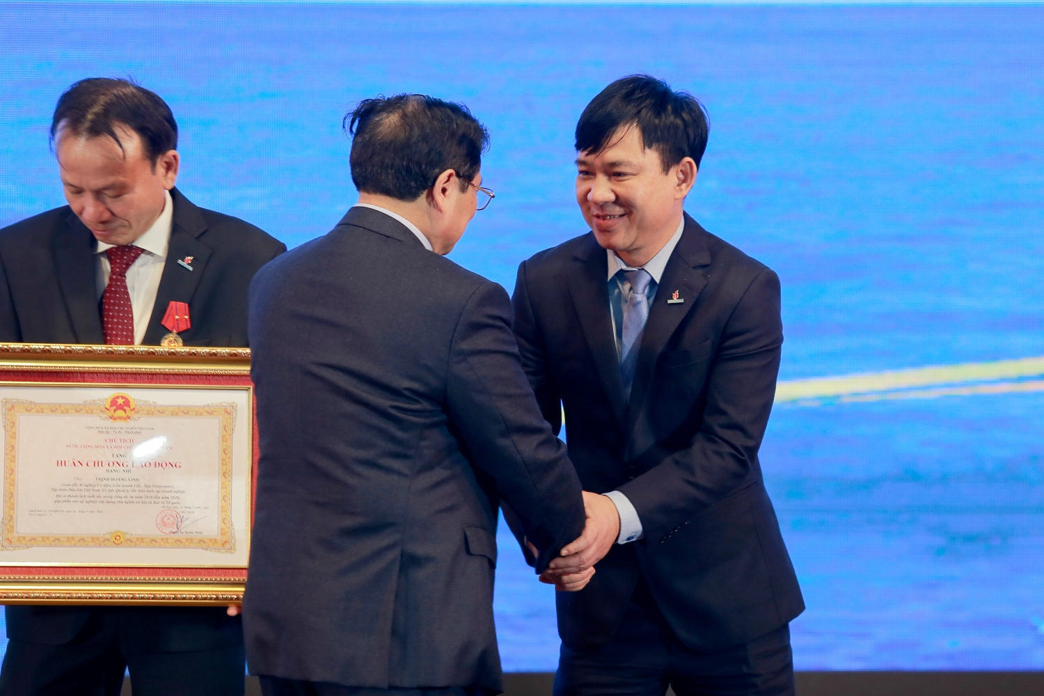 PVEP có 3 cá nhân vinh dự đón nhận Huân chương Lao động