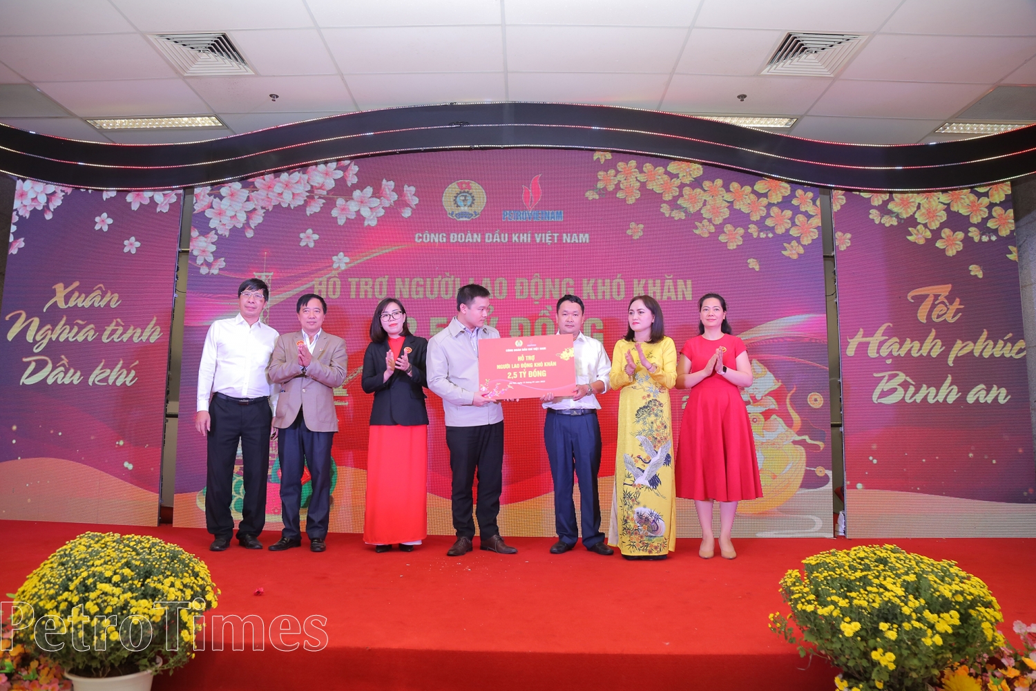 CĐ DKVN tổ chức chương trình 