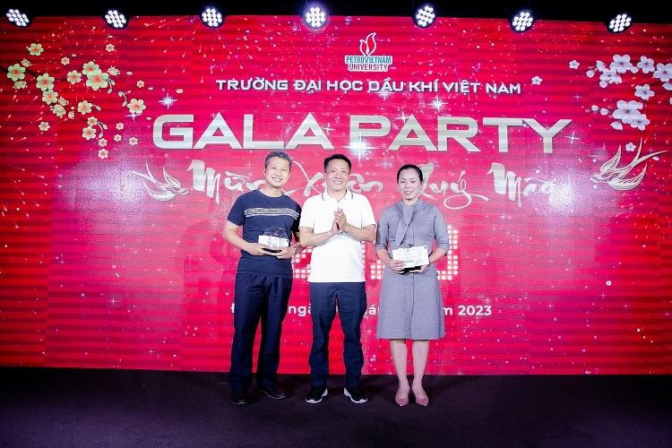 PVU: Sôi nổi và gắn kết cùng chương trình Team building Xuân Quý Mão 2023 “Cơ hội mới - Thách thức mới - Mục tiêu và Hành động