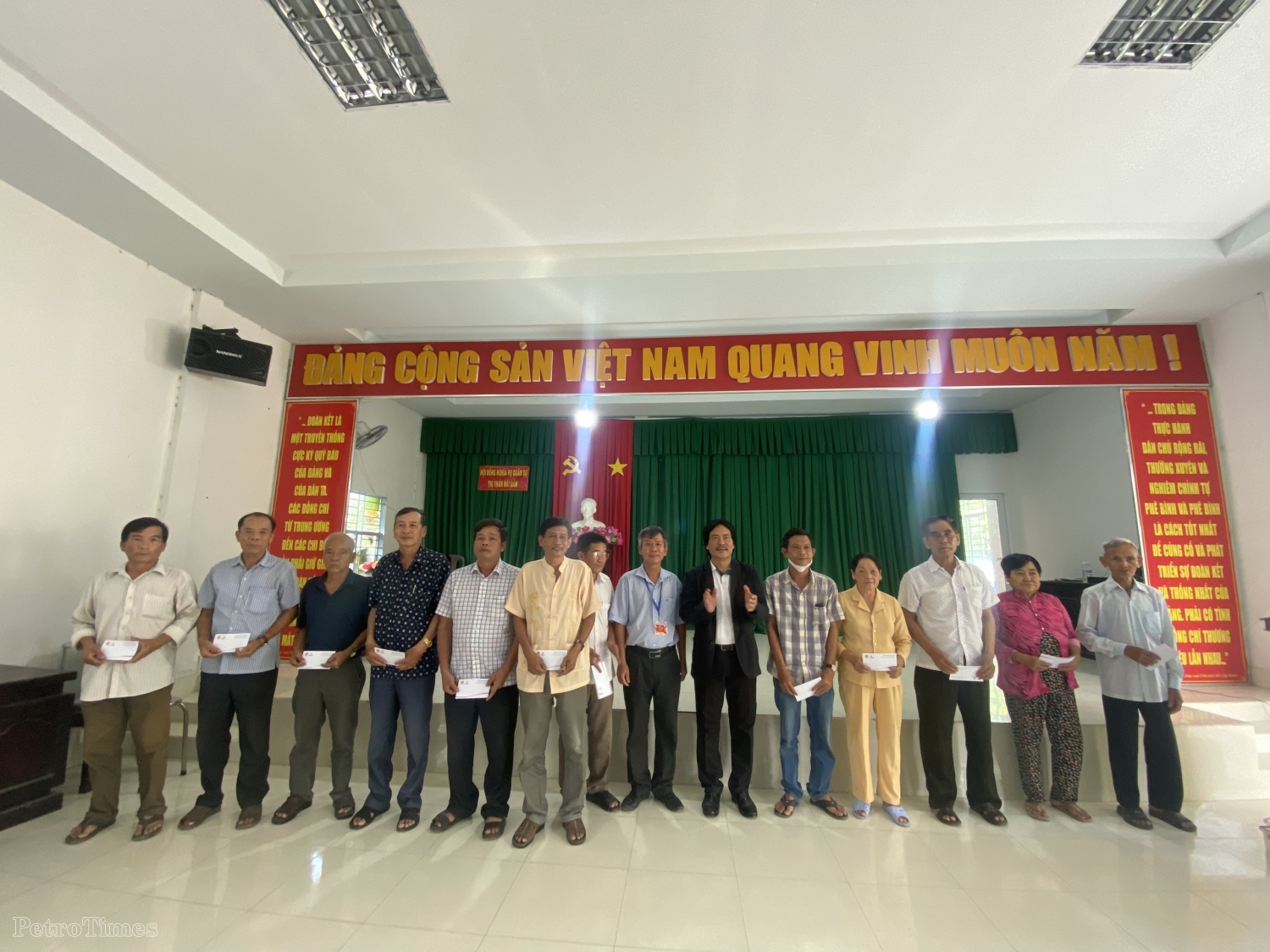 Ấm áp 