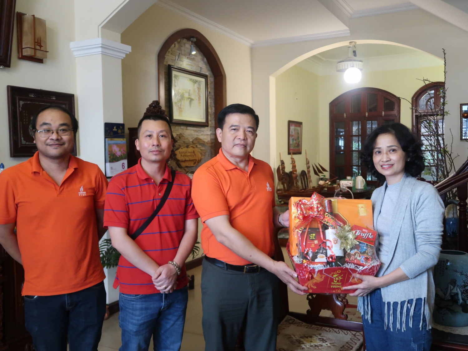 Công đoàn PVEP chăm lo Tết cho gia đình cán bộ, đoàn viên xa Tổ quốc