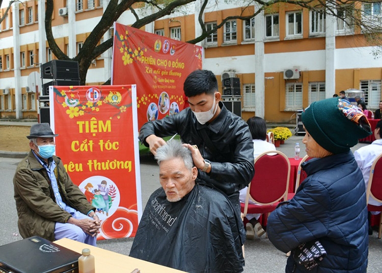 Quảng Ninh: Ấm áp những Quảng Ninh: Ấm áp những