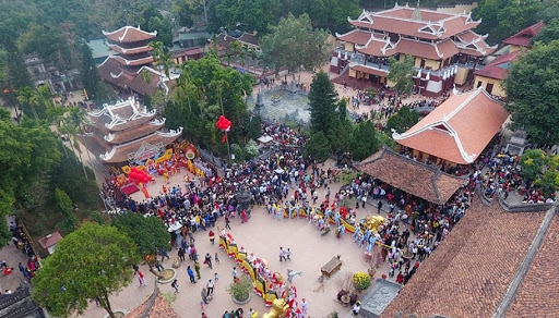 Lễ hội Chùa Hương 2023 đổi mới với hình thức bán vé điện tử Lễ hội Chùa Hương 2023 đổi mới với hình thức bán vé điện tử
