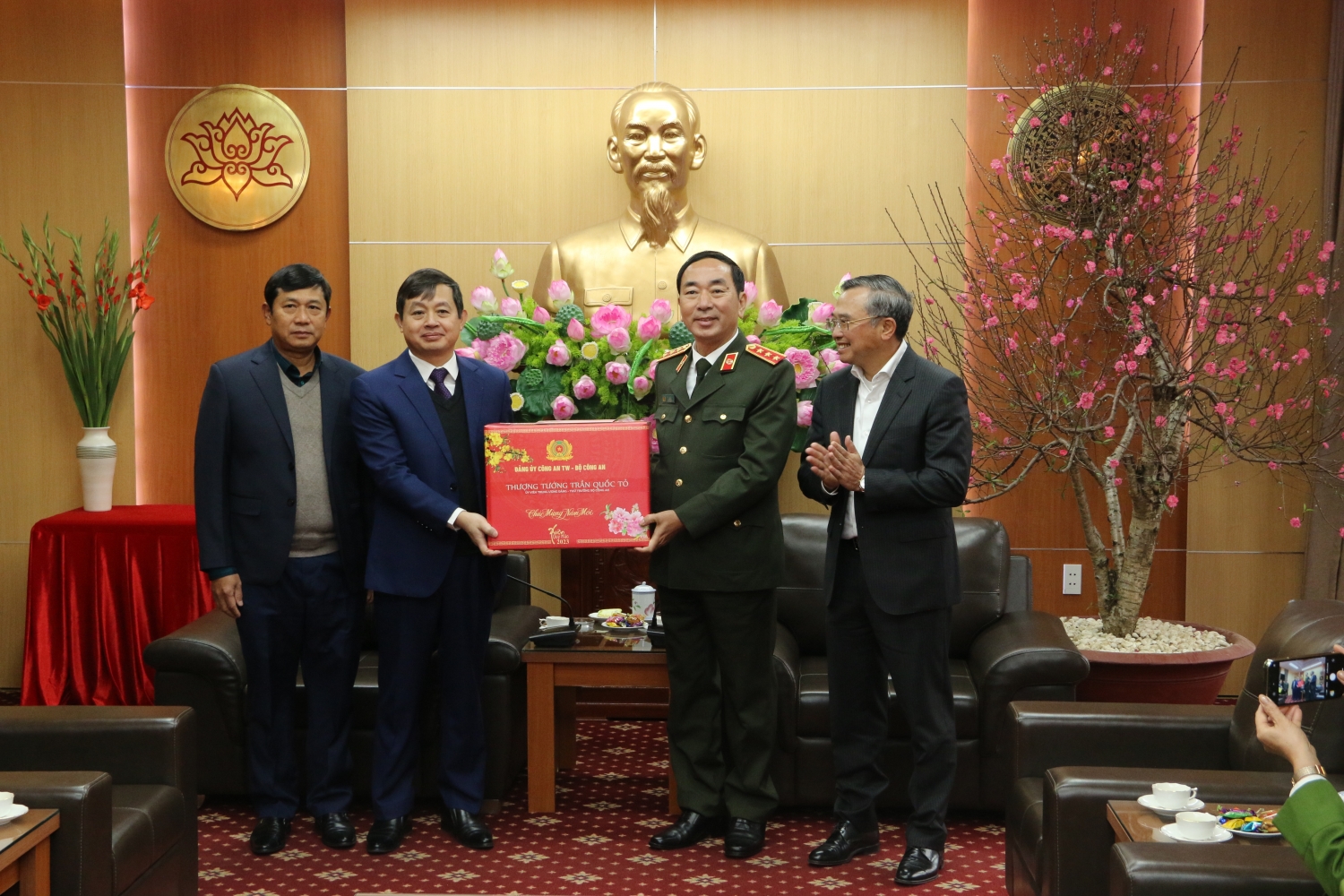 Lãnh đạo Bộ Công an và Petrovietnam thăm, làm việc tại tỉnh Thái Nguyên
