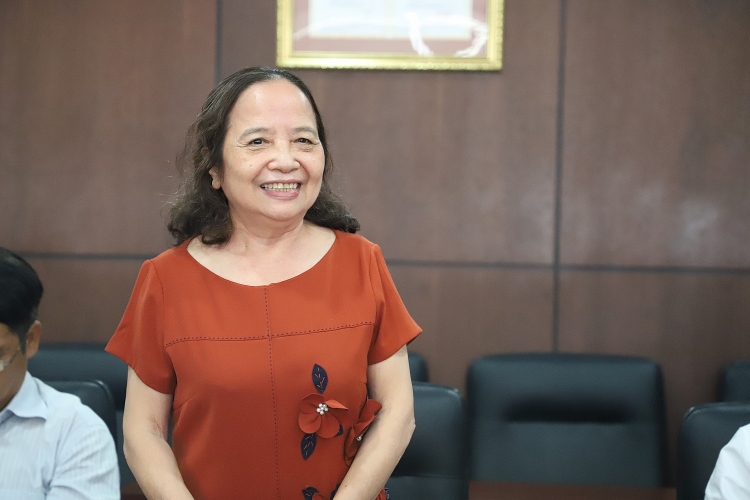 PVU gặp mặt cán bộ, viên chức hưu trí nhân dịp đón Tết Nguyên đán Quý Mão 2023