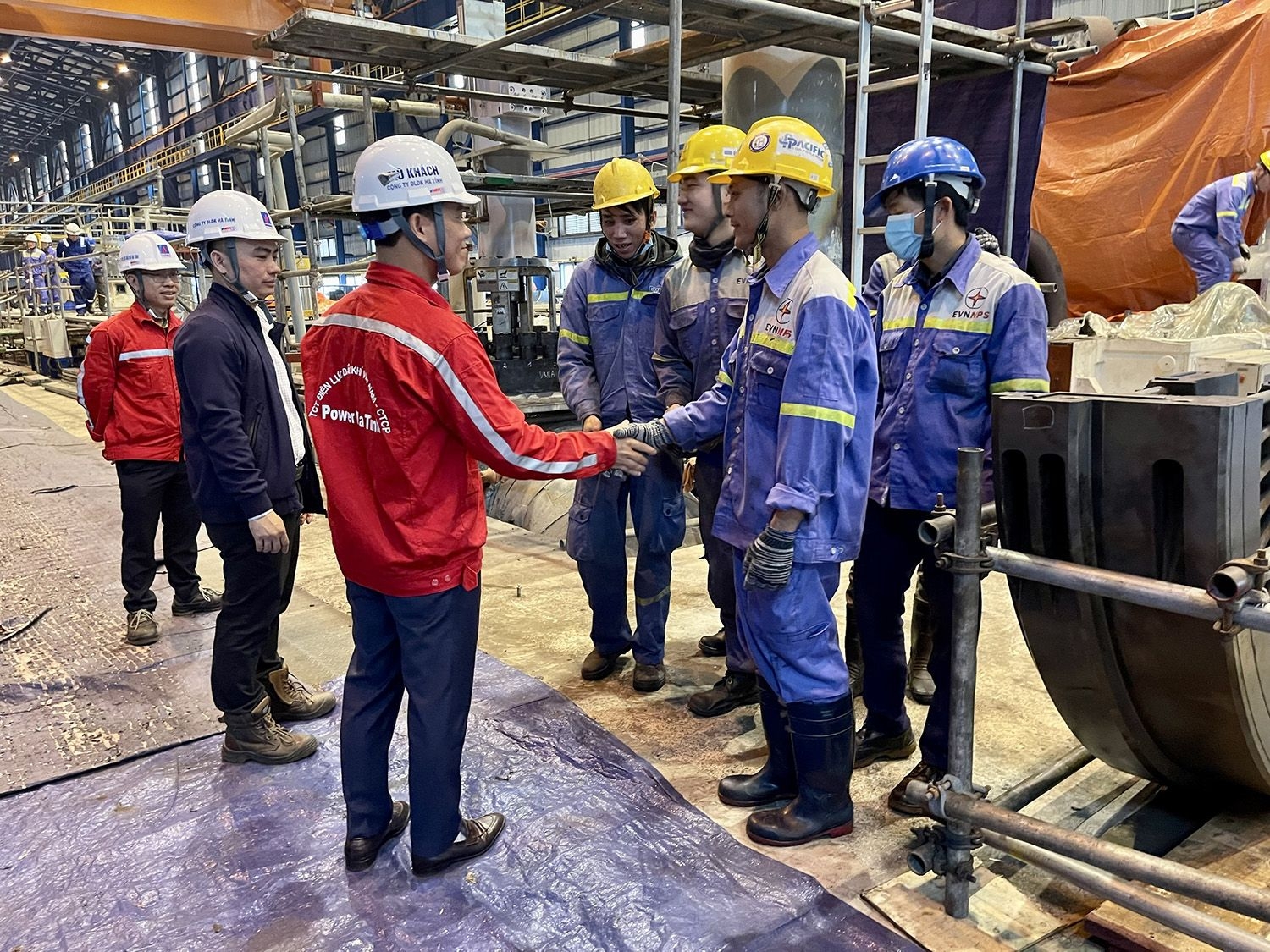 Những ngày Tết không nghỉ tại Nhà máy điện Vũng Áng 1