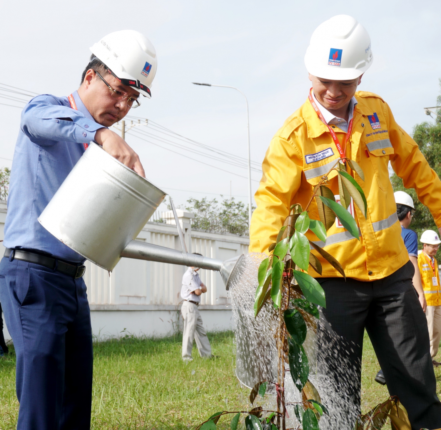 Các lãnh đạo KĐN đi đầu gương mẫu trong mọi hoạt động xã hội vì cộng đồng