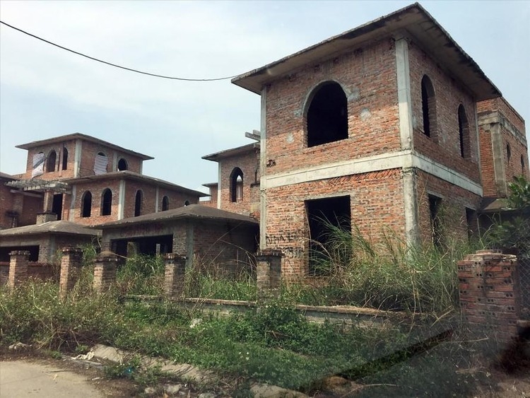 Khu đô thị Nam An Khánh của Sudico bỏ hoang Khu đô thị Nam An Khánh của Sudico bỏ hoang