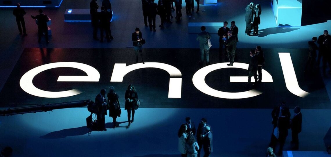 EDF: Nhà máy điện mặt trời lớn nhất thế giới ở UAE