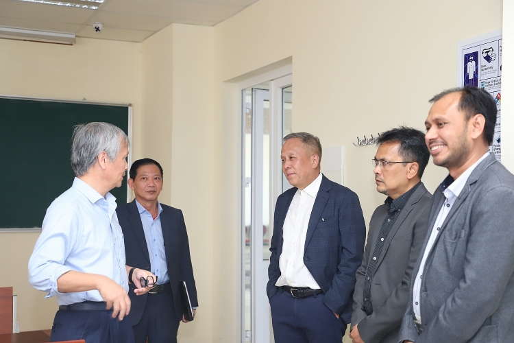 Trường Đại học Dầu khí Việt Nam tiếp đoàn công tác của Trường Đại học Công nghệ Petronas