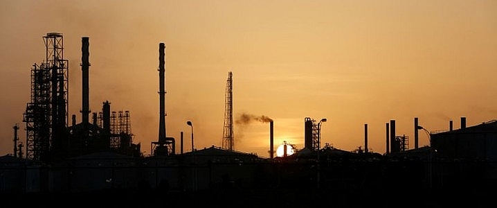 Iran giúp Venezuela đại tu tổ hợp nhà máy lọc dầu lớn nhất Iran giúp Venezuela đại tu tổ hợp nhà máy lọc dầu lớn nhất
