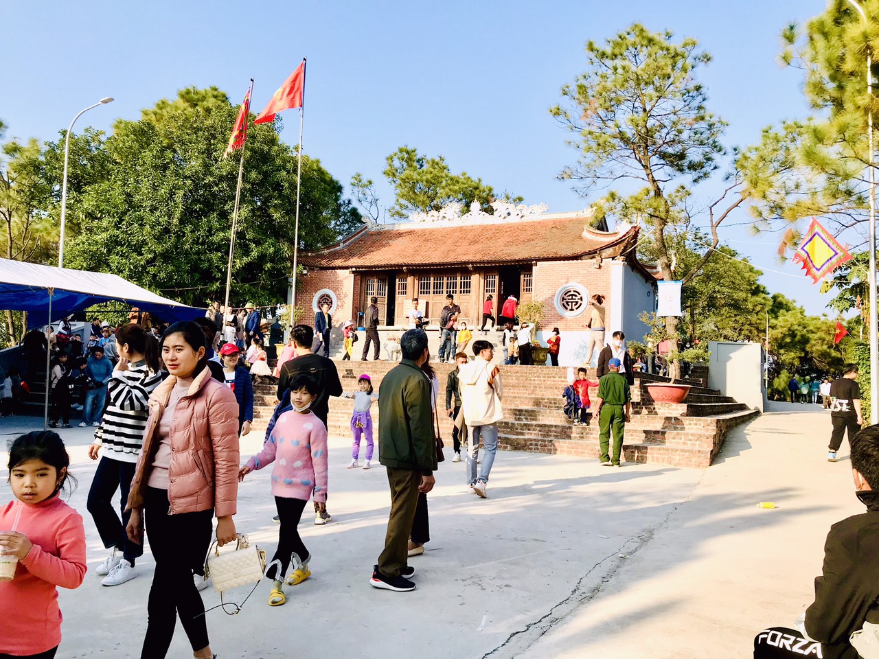 Về thăm Bắc Giang du xuân leo núi trẩy hội đền Dành