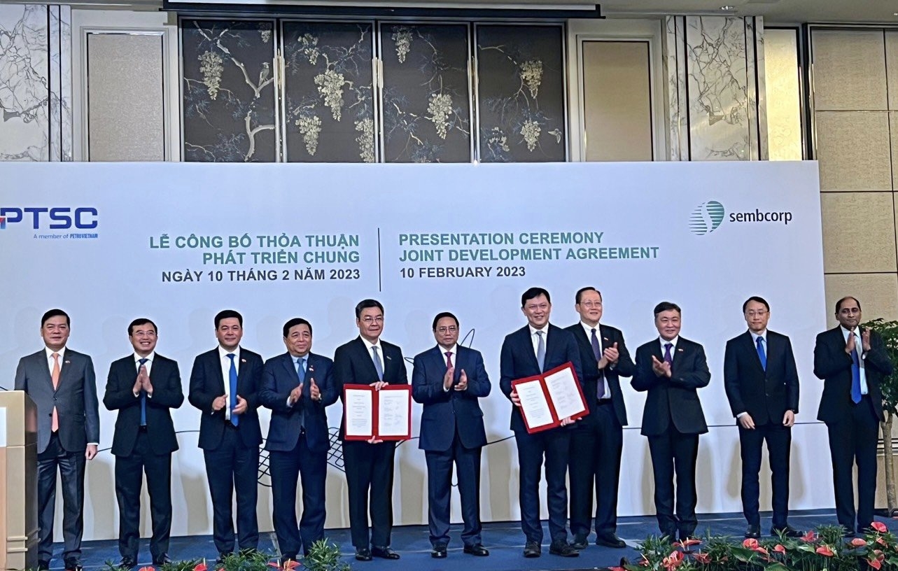 Lãnh đạo Petrovietnam tháp tùng Thủ tướng Chính phủ thăm chính thức Cộng hòa Singapore và Brunei Darussalam