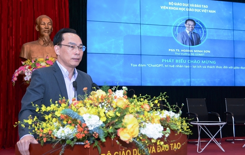 ChatGPT, Trí tuệ nhân tạo - Lợi ích và thách thức đối với giáo dục ChatGPT, Trí tuệ nhân tạo - Lợi ích và thách thức đối với giáo dục