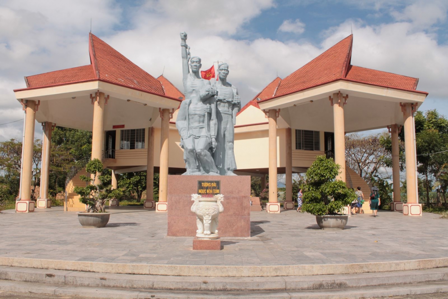 Những địa điểm du lịch nổi tiếng ở Kon Tum Những địa điểm du lịch nổi tiếng ở Kon Tum