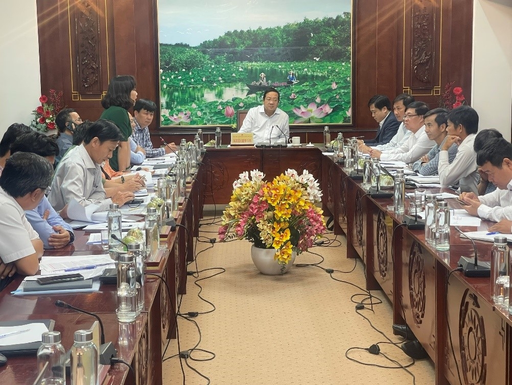 Long An: Đốc thúc tiến độ giải phóng mặt bằng các dự án truyền tải điện trọng điểm