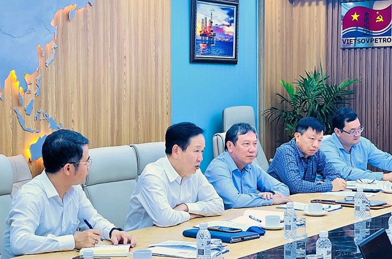 Công đoàn Dầu khí Việt Nam làm việc với Vietsovpetro về triển khai nhiệm vụ công tác Công đoàn năm 2023