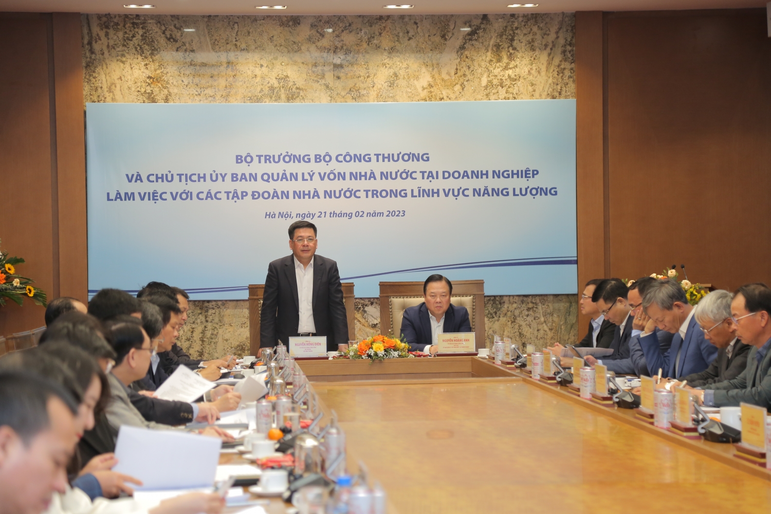 Tăng cường phối hợp giữa các tập đoàn năng lượng: Petrovietnam, EVN, TKV