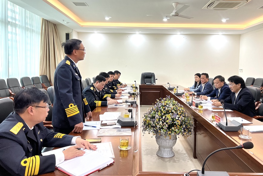 Tập đoàn Dầu khí Quốc gia Việt Nam làm việc với Cục Chính trị Hải quân Tập đoàn Dầu khí Quốc gia Việt Nam làm việc với Cục Chính trị Hải quân