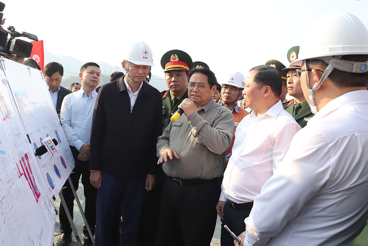 Dự án NMTĐ Hòa Bình mở rộng phấn đấu về đích trước 6 tháng