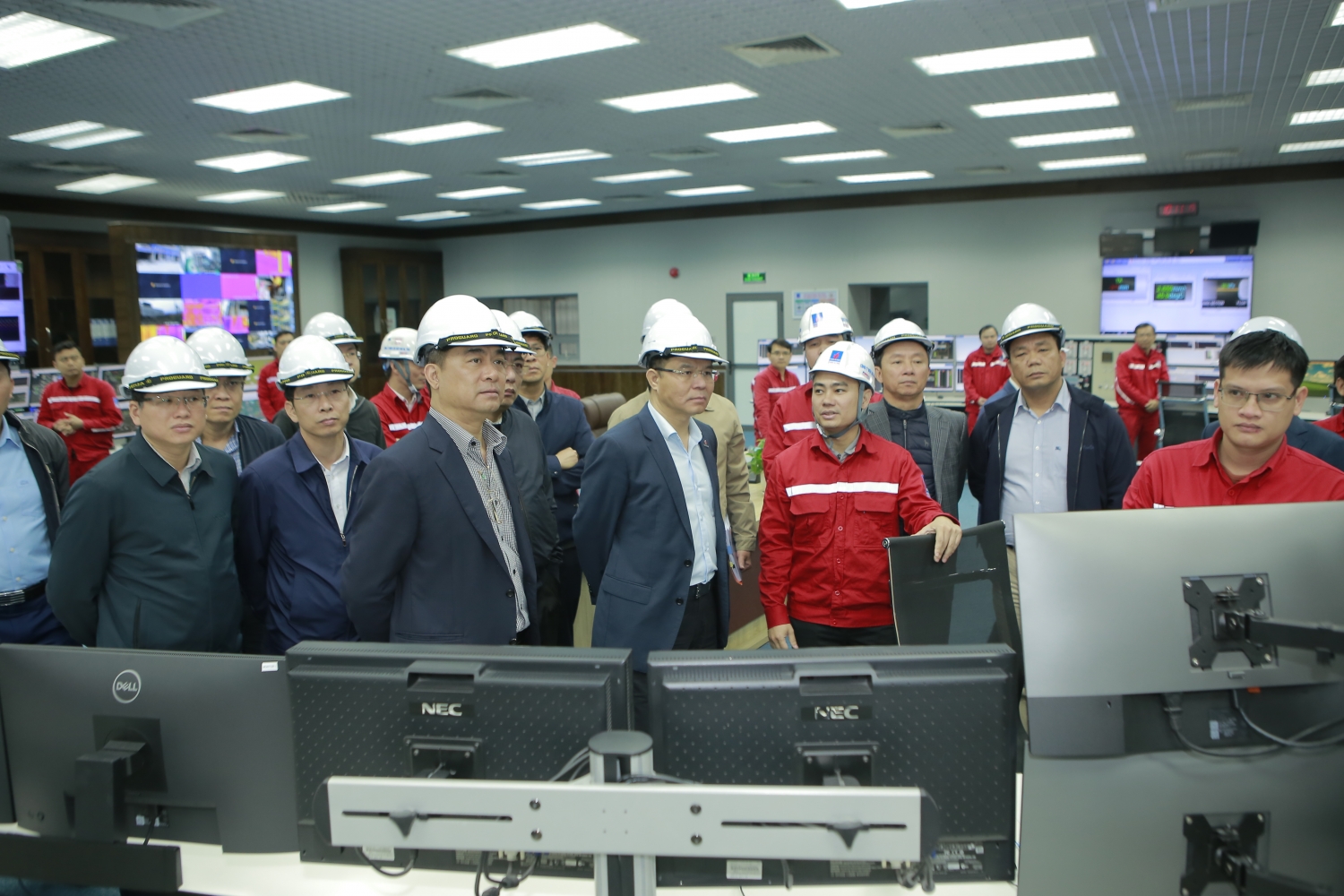Tập trung đưa tổ máy số 1 NMNĐ Vũng Áng 1 chạy ổn định trở lại sau đại tu vào ngày 3/3 Tập trung đưa tổ máy số 1 NMNĐ Vũng Áng 1 chạy ổn định trở lại sau đại tu vào ngày 3/3