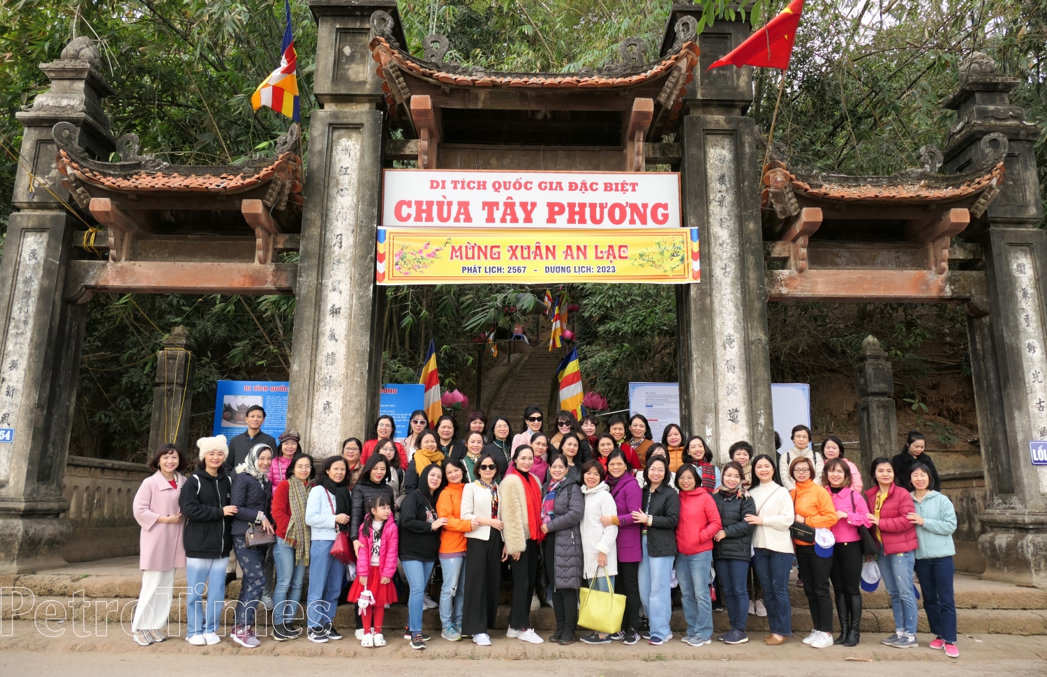 Hành trình khám phá tìm hiểu lịch sử, ôn lại các giá trị, truyền thống quý báu của dân tộc tại chùa Tây Phương