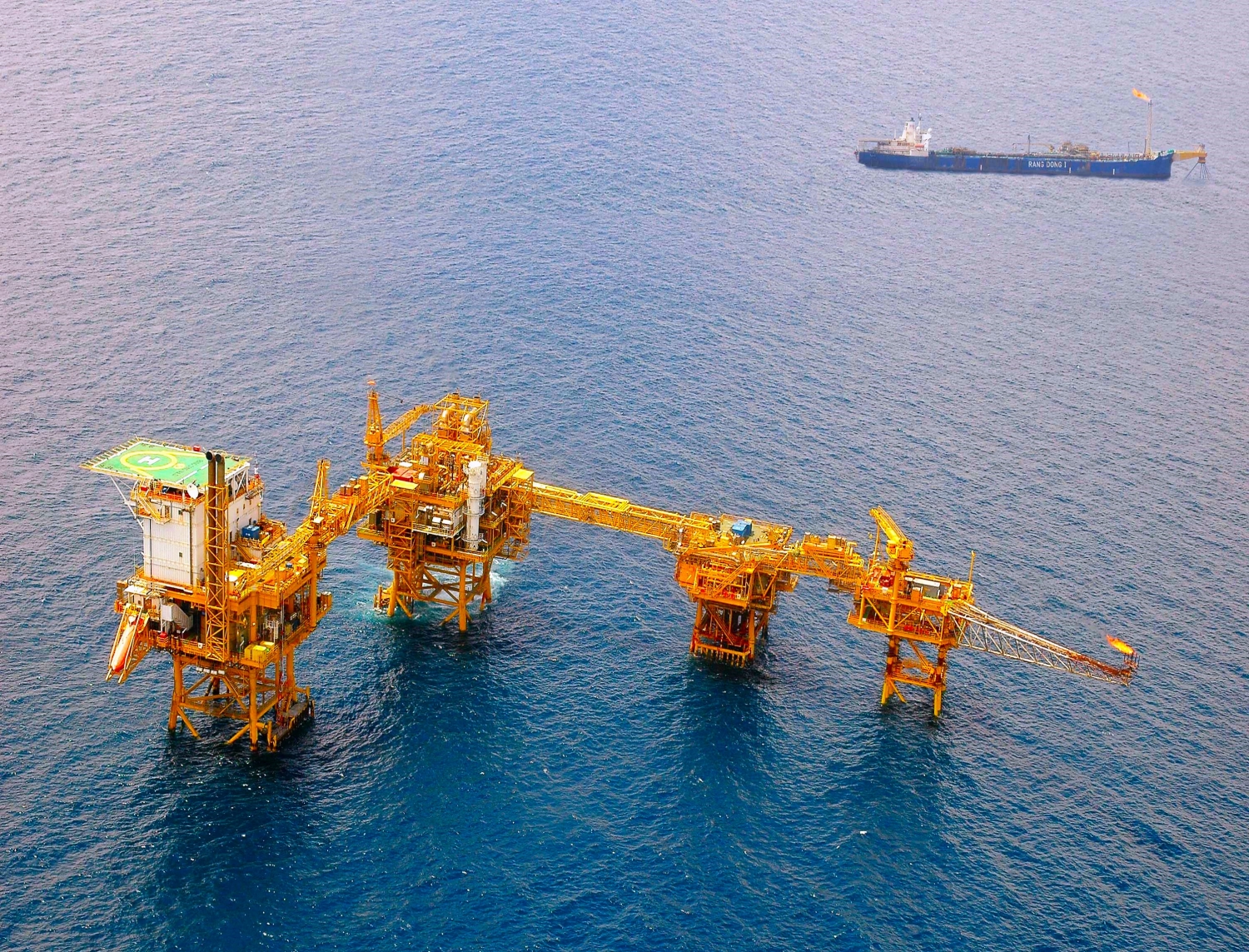 Luật Dầu khí 2022: Hợp đồng dầu khí và những vấn đề cần tiếp tục bổ sung, làm rõ