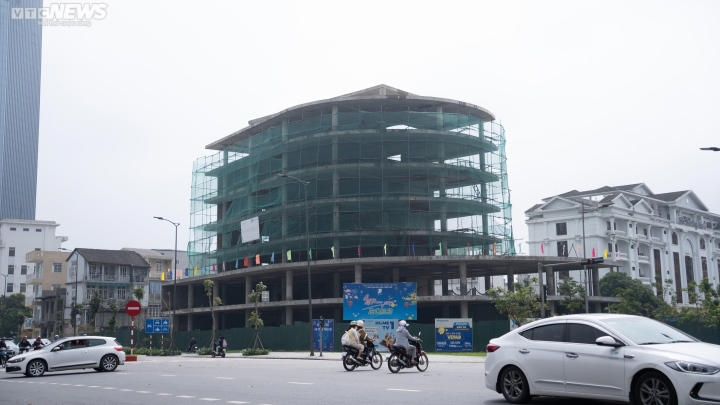 Tin bất động sản ngày 28/2: Khánh Hòa chính thức tháo dỡ Khu nghỉ dưỡng Ana Mandara chắn biển Tin bất động sản ngày 28/2: Khánh Hòa chính thức tháo dỡ Khu nghỉ dưỡng Ana Mandara chắn biển
