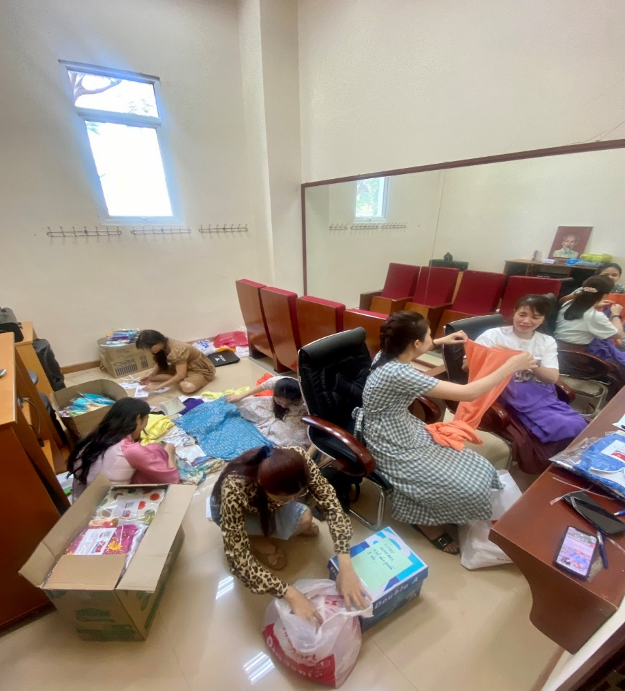 Ban Nữ công Vietsovpetro:  Tặng Áo dài – Trao gửi yêu thương