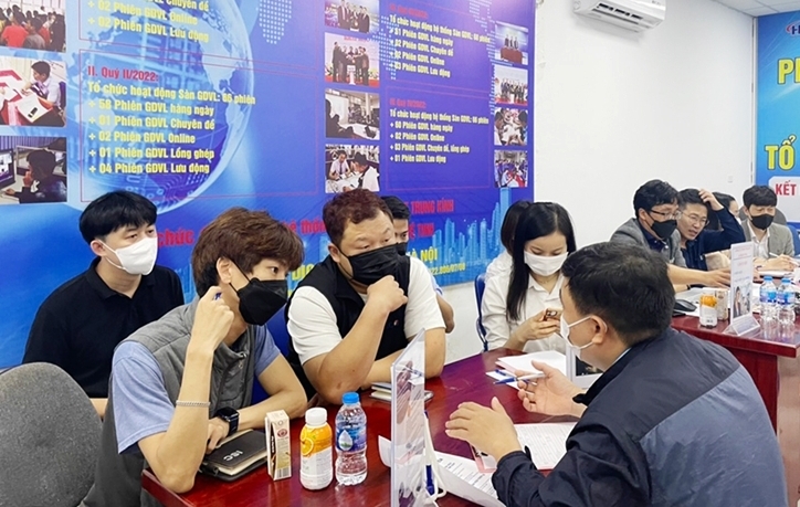 Hà Nội: 5 nhóm ngành nghề mức lương cao đang “chờ” người lao động Hà Nội: 5 nhóm ngành nghề mức lương cao đang “chờ” người lao động