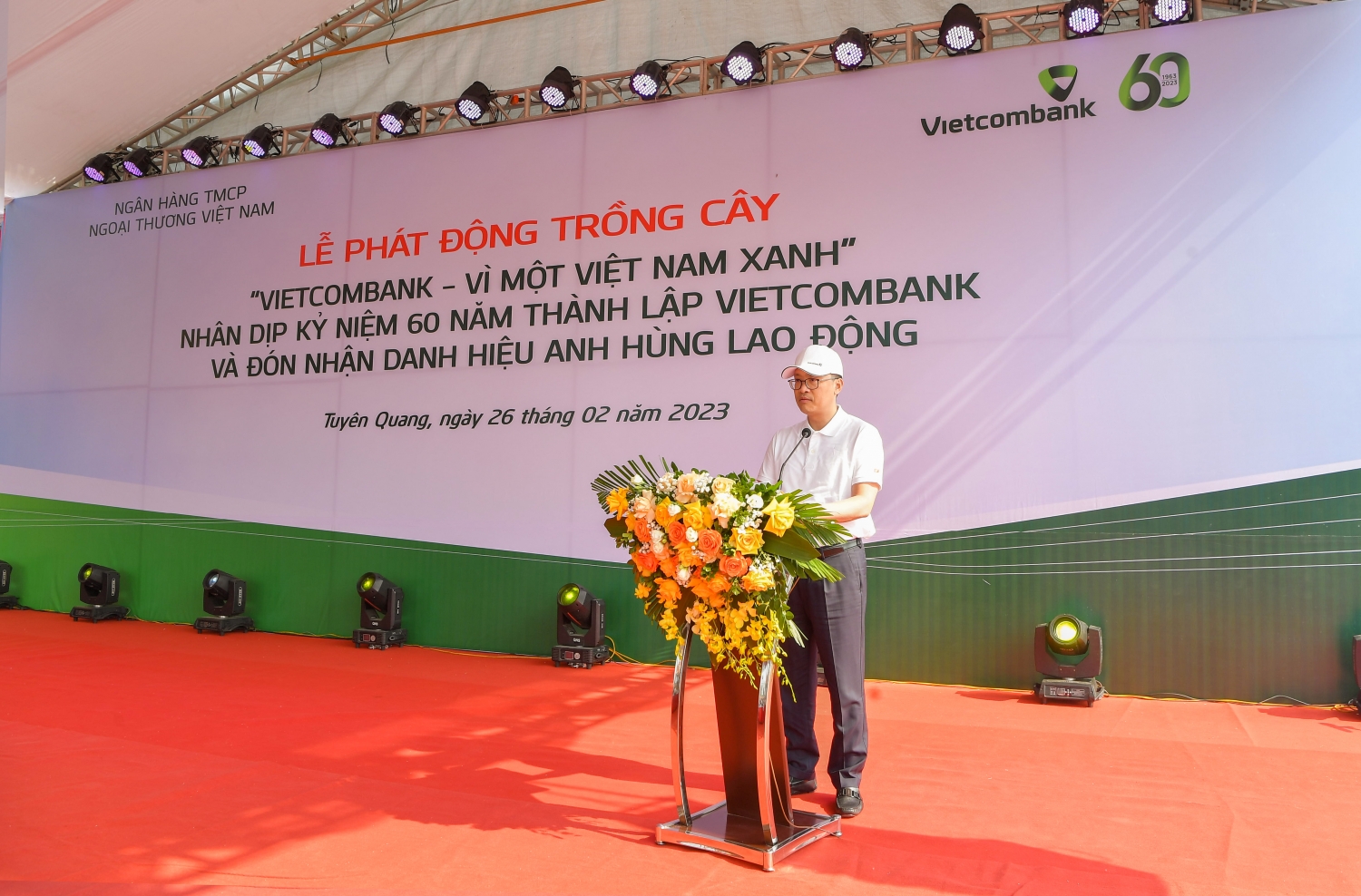 Vietcombank phát động chương trình trồng 60 nghìn cây xanh “Vietcombank - Vì một Việt Nam xanh” Vietcombank phát động chương trình trồng 60 nghìn cây xanh “Vietcombank - Vì một Việt Nam xanh”