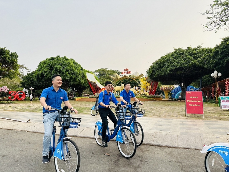 Tuổi trẻ Dầu khí đạp xe đạp hưởng ứng Tháng thanh niên 2023 với chủ đề “Sống hài hòa với thiên nhiên”