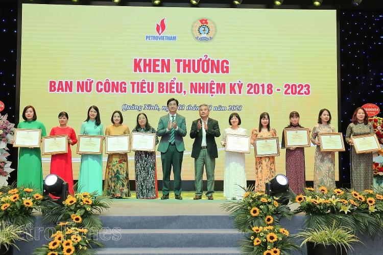 Khẳng định trí tuệ, bản lĩnh của phụ nữ ngành Dầu khí
