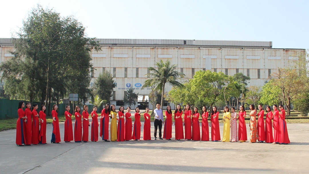Phụ nữ DQS hưởng ứng Tuần lễ Áo dài năm 2023