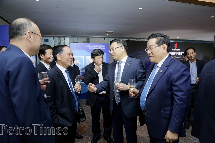 Petrovietnam gặp mặt các nhà thầu dầu khí năm 2023