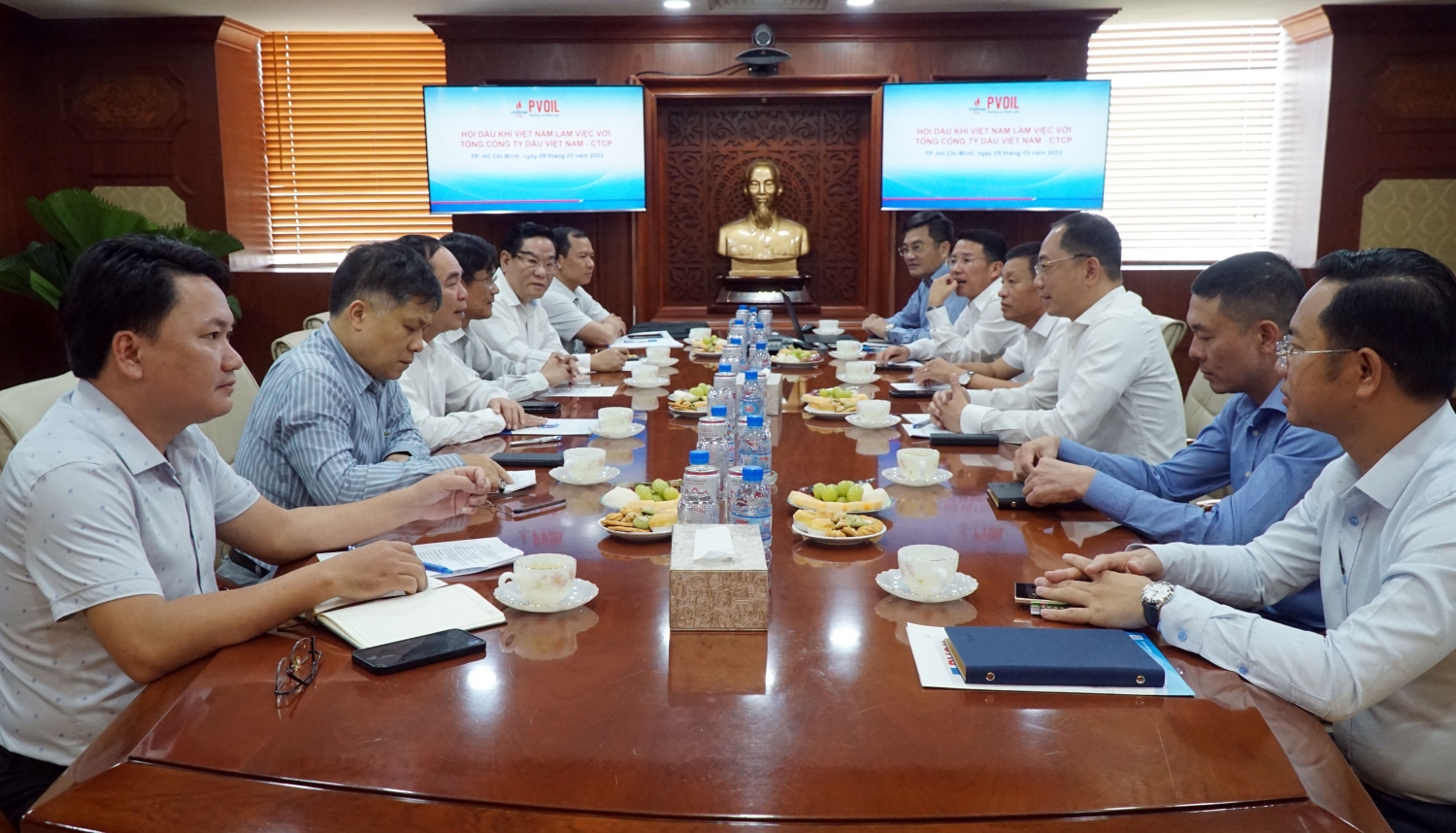 Toàn cảnh buổi làm việc