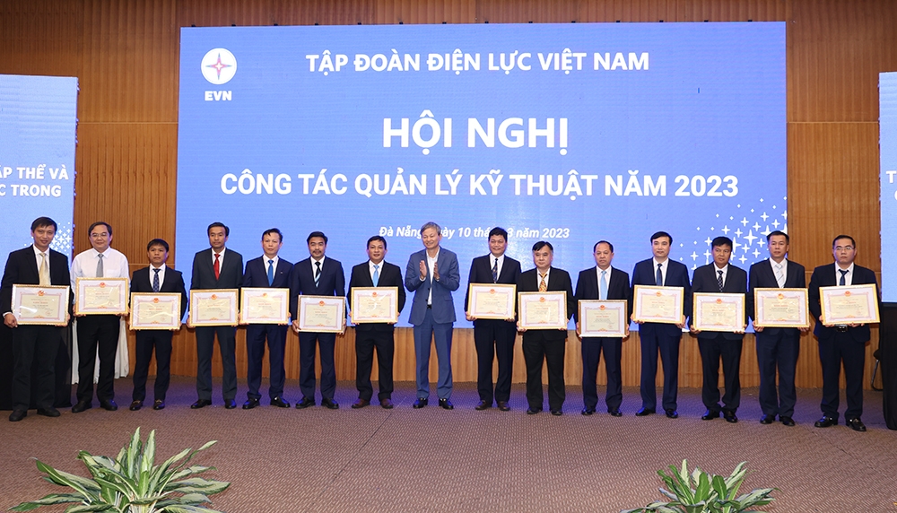 Tăng cường công tác quản lý kỹ thuật, giữ vững sứ mệnh của ngành điện