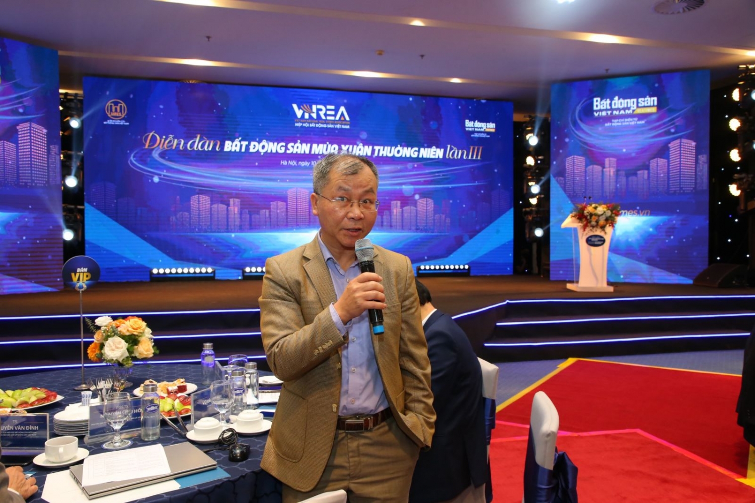 Khơi thông thị trường trái phiếu để bất động sản bứt phá Khơi thông thị trường trái phiếu để bất động sản bứt phá