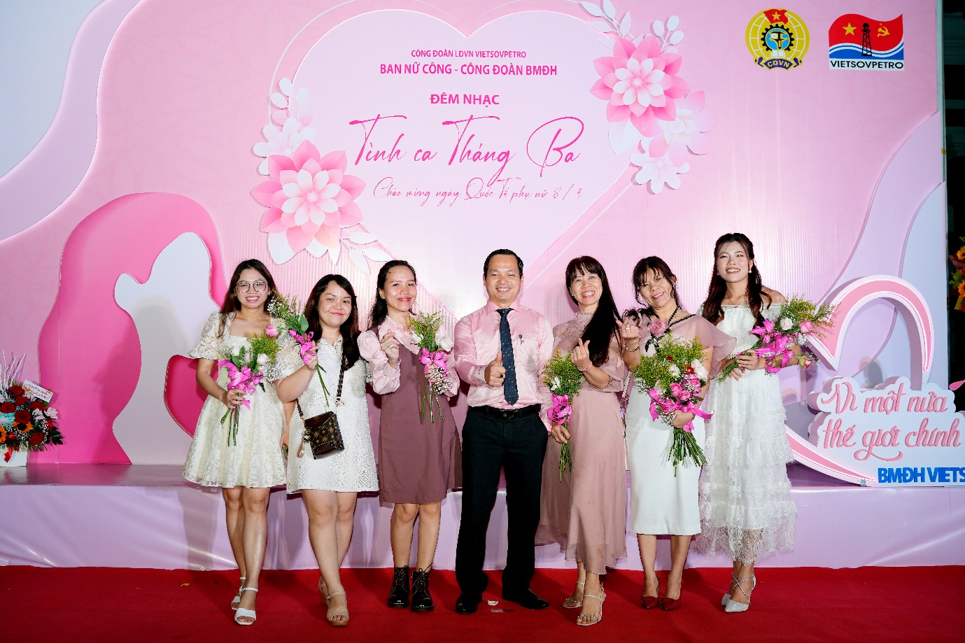 Ban nữ công BMĐH Vietsovpetro: Tổ chức Đêm nhạc “Tình ca tháng 3”