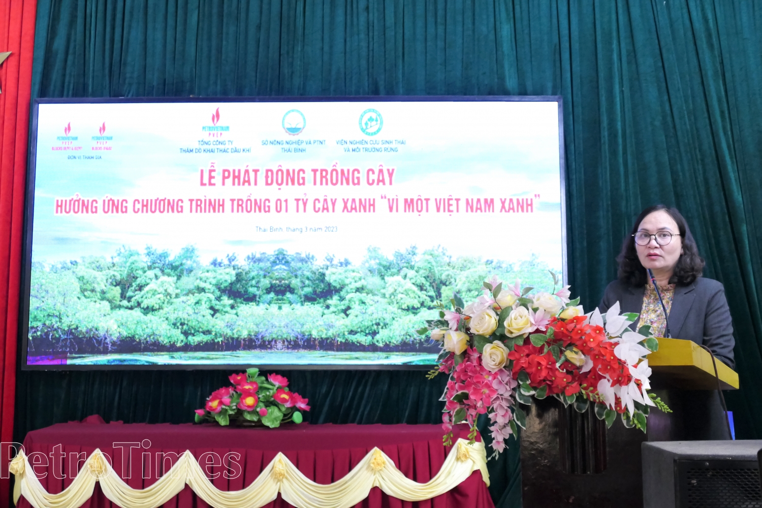 PVEP tài trợ 50.000 cây xanh rừng phòng hộ ven biển cho tỉnh Thái Bình