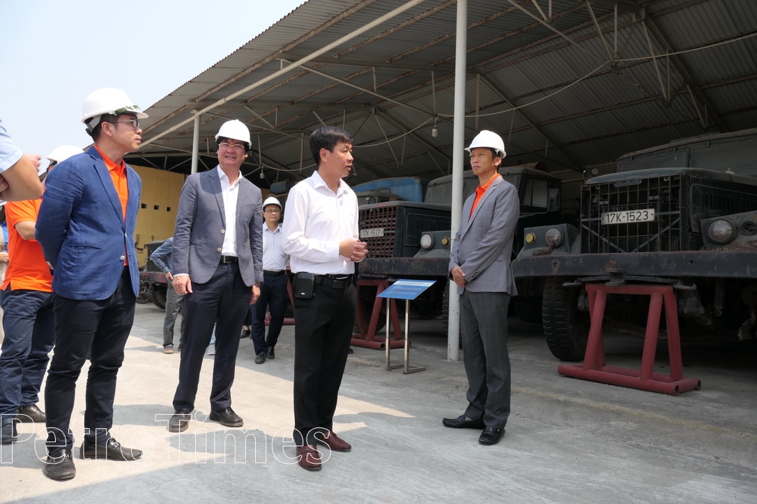 Lãnh đạo PVEP thăm Khu lưu niệm Công trình khai thác dầu khí đầu tiên tại Việt Nam