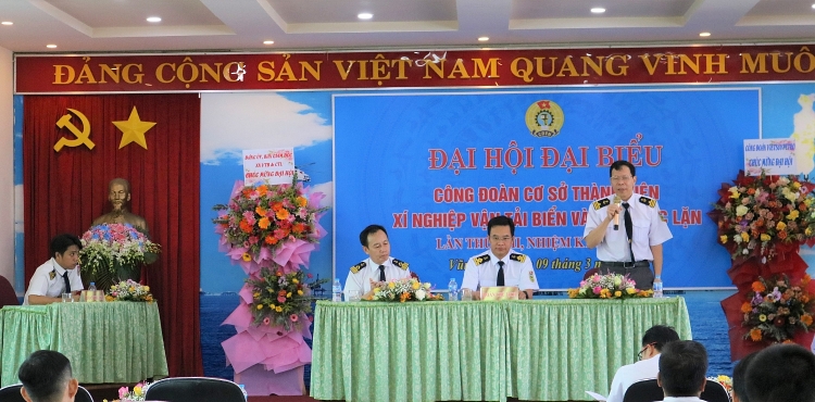 Công đoàn XN Vận tải biển và Công tác lặn Vietsovpetro tổ chức thành công Đại hội lần thứ XIII